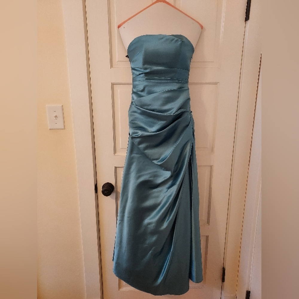 WToo Watters Formal/Bridesmaids/Prom Strapless Gown size 0